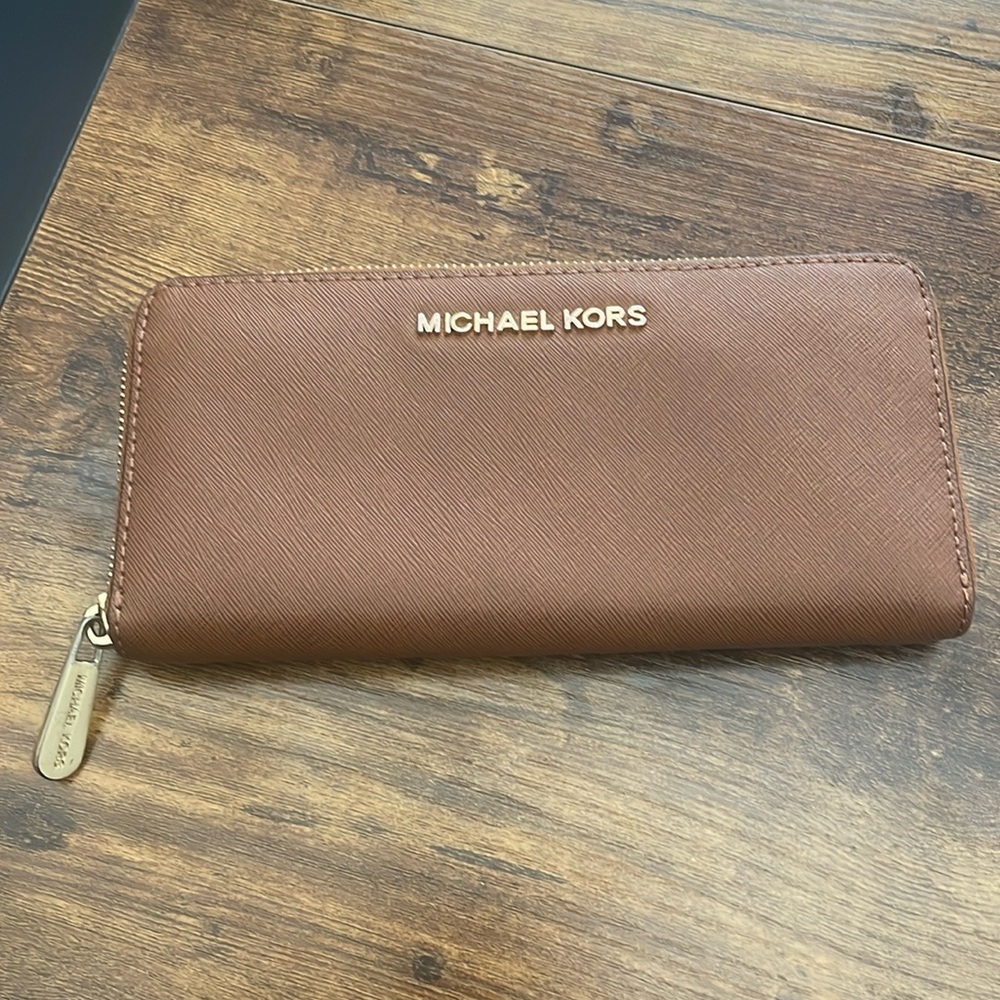 Michael Kors wallet